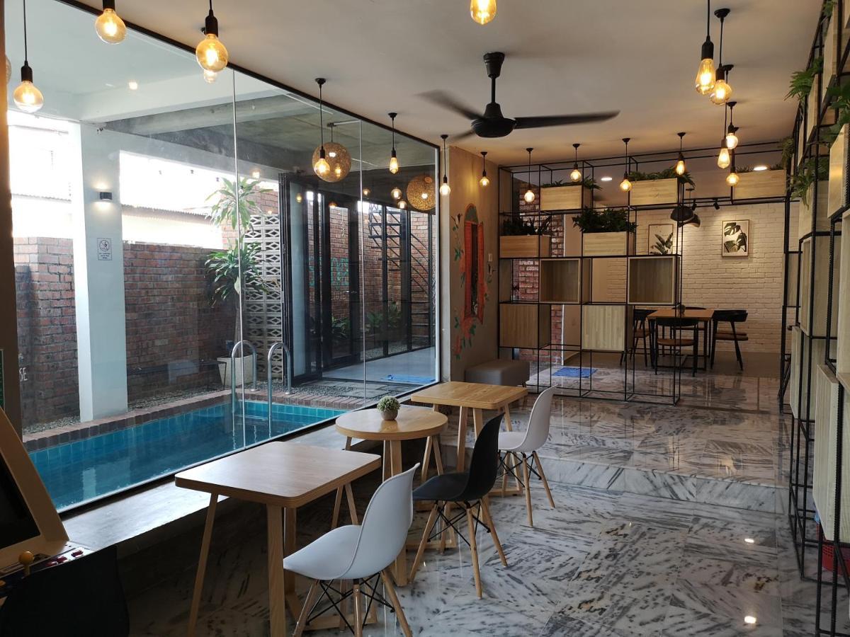 Hotel D'Story Brickhouse @ Okw à Malacca Extérieur photo