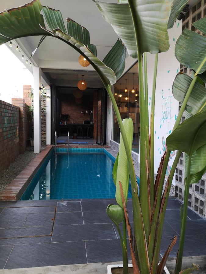 Hotel D'Story Brickhouse @ Okw à Malacca Extérieur photo