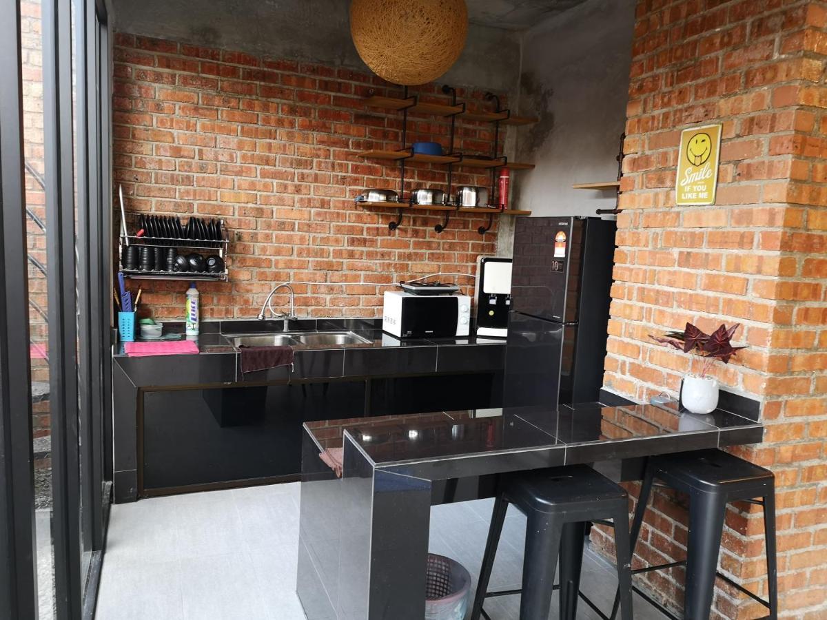 Hotel D'Story Brickhouse @ Okw à Malacca Extérieur photo